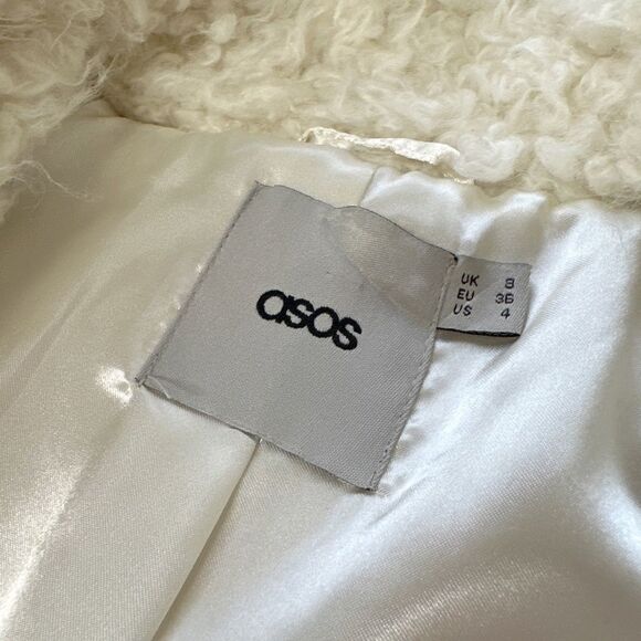 ASOS Faux Fur Coat with Snap Closure, Size 4 - Picture 4 of 8